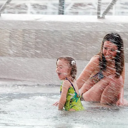 卡帕皮拉特酒店 4*