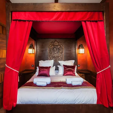 Cap Pirate מלון אגדה