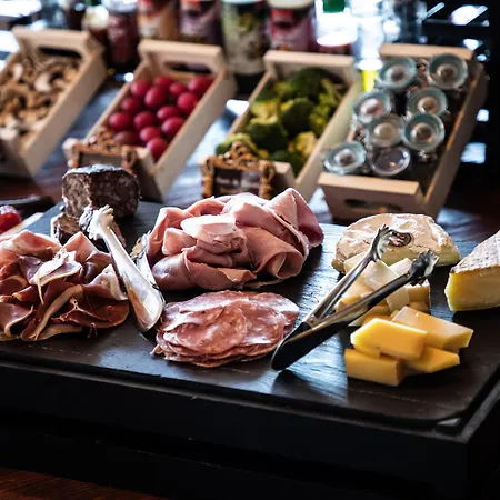 Cap Pirate מלון 4*