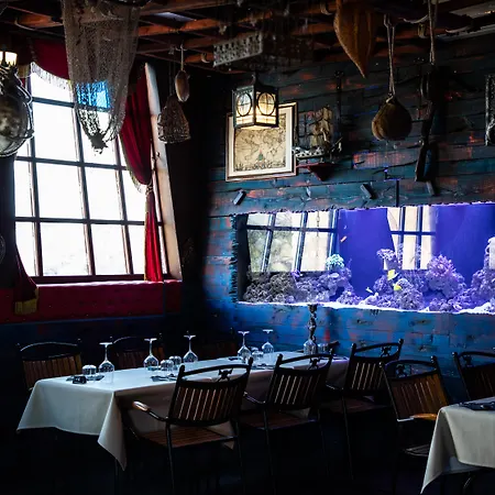 Cap Pirate 4* אגדה