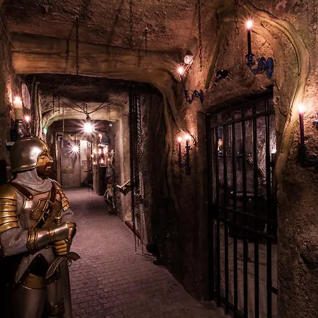 Cap Pirate 4* אגדה