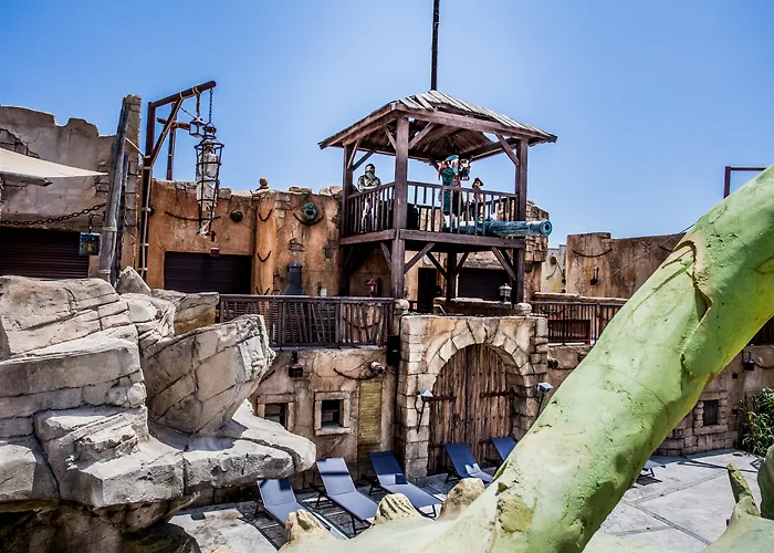 Cap Pirate فندق آجد