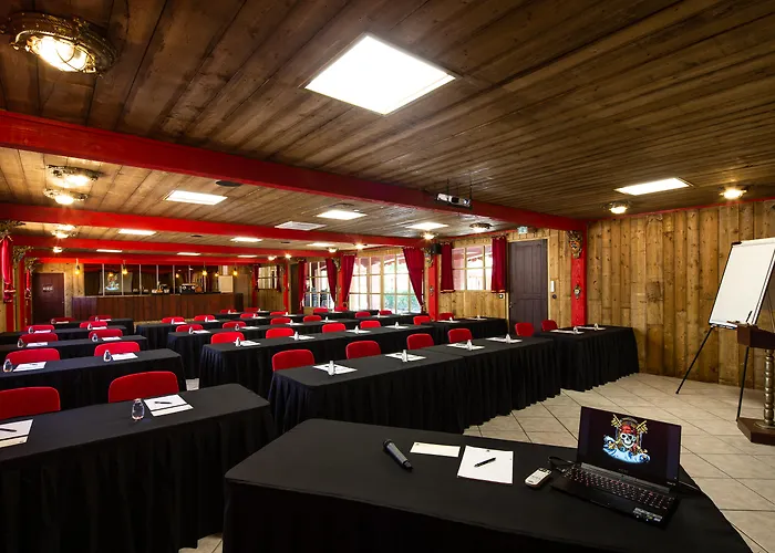 Cap Pirate Готель